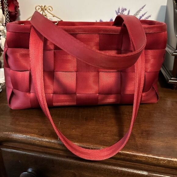 VINTAGE HARVEY’S SEATBELT SHOULDER BAG RED - Picture 3 of 11